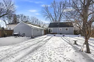 6708 Corvallis Ave N, Crystal, MN 55428 - Photo 10