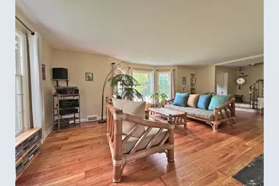 999 Nebraska Avenue W, Saint Paul, MN 55117 - Photo 4