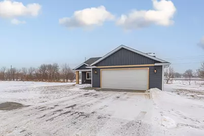 804 2nd St SE, Dodge Center, MN 55927 - Photo 4