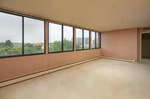 600 4th St SW, Rochester, MN 55902 - Photo 4