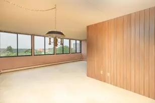 600 4th St SW, Rochester, MN 55902 - Photo 8