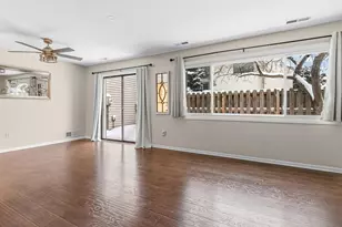 5527 E Bavarian Pass, Fridley, MN 55432 - Photo 4