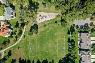 5527 E Bavarian Pass, Fridley, MN 55432 - Photo 34