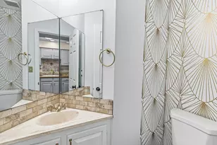 5527 E Bavarian Pass, Fridley, MN 55432 - Photo 14