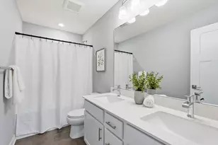 975 Spancil Hl Wy, Woodbury, MN 55129 - Photo 36