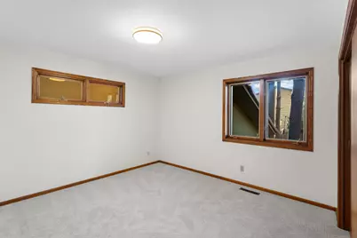 2597 Burke Avenue E, North Saint Paul, MN 55109 - Photo 20