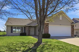 2517 7th Ave SE, Willmar, MN 56201 - Photo 1