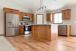 4622 9th St NE, Saint Cloud, MN 56304 - Photo 2