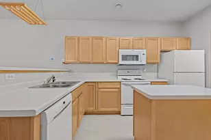 11226 Isanti Ct NE, Blaine, MN 55449 - Photo 8