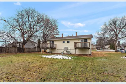 8425-8427 Rhode Island Drive N, Brooklyn Park, MN 55445 - Photo 40