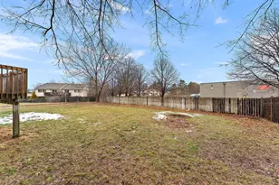 8425-8427 Rhode Island Dr N, Brooklyn Park, MN 55445 - Photo 38