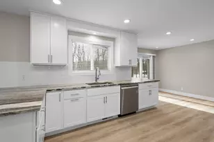 18215 19th Ave N, Plymouth, MN 55447 - Photo 10