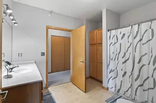 7601 Aldrich Ave S, Richfield, MN 55423 - Photo 12