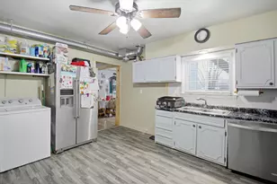 309 Grove St, Lyle, MN 55953 - Photo 12