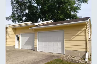 731 3rd Avenue NE, Sleepy Eye, MN 56085 - Photo 18