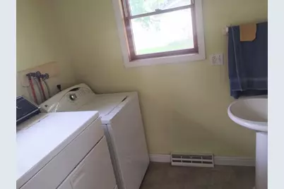 731 3rd Avenue NE, Sleepy Eye, MN 56085 - Photo 26