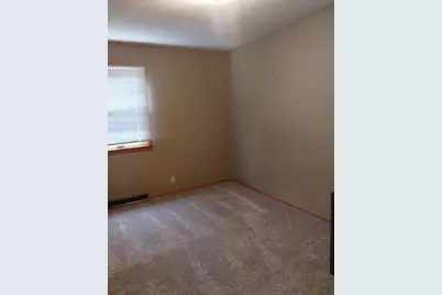 731 3rd Avenue NE, Sleepy Eye, MN 56085 - Photo 10