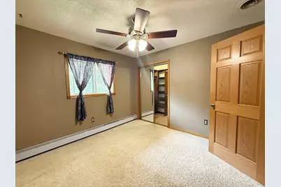 911 Radcliffe Avenue, Altoona, WI 54720 - Photo 38