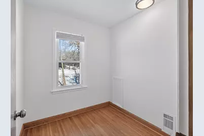 1946 Chatsworth Street N, Roseville, MN 55113 - Photo 28