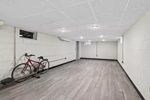 1946 Chatsworth Street North, Roseville, MN 55113 - Photo 44