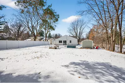 1946 Chatsworth Street N, Roseville, MN 55113 - Photo 6