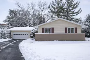 1601 Raleigh Dr, Burnsville, MN 55337 - Photo 2