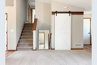 4658 9th Street NE, Saint Cloud, MN 56304 - Photo 8