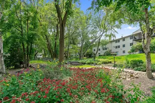 10311 Cedar Lake Rd, Hopkins, MN 55305 - Photo 26