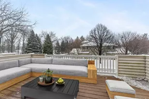 356 Gironde Ct, Woodbury, MN 55125 - Photo 8