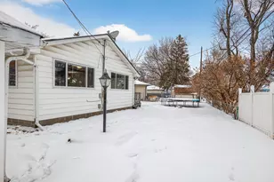 6706 Toledo Ave N, Brooklyn Center, MN 55429 - Photo 12