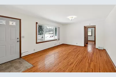 6706 Toledo Avenue N, Brooklyn Center, MN 55429 - Photo 6