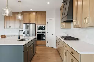 7310 Ambercrest Curv, Inver Grove Heights, MN 55077 - Photo 16