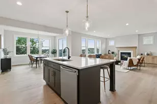 7310 Ambercrest Curv, Inver Grove Heights, MN 55077 - Photo 18