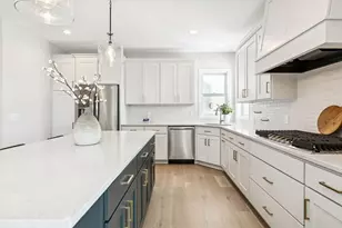 7334 Ambercrest Curv, Inver Grove Heights, MN 55077 - Photo 12