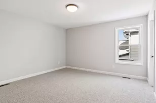 7334 Ambercrest Curv, Inver Grove Heights, MN 55077 - Photo 6