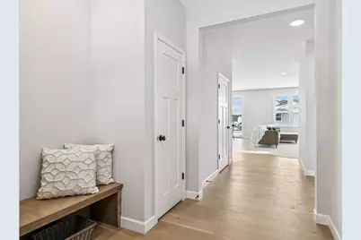 7334 Ambercrest Curve, Inver Grove Heights, MN 55077 - Photo 36