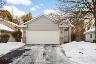 25578 Forest Blvd, Wyoming, MN 55092 - Photo 2