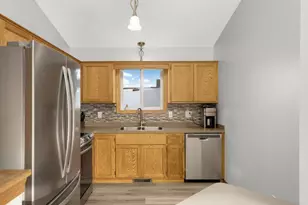 25578 Forest Blvd, Wyoming, MN 55092 - Photo 12