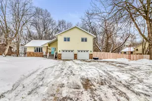 1425 Long Ave, Detroit Lakes, MN 56501 - Photo 2