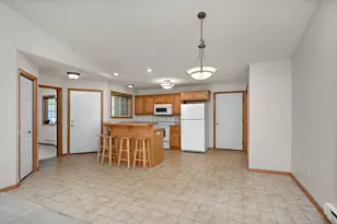 5651 Lambert Ave NE, Albertville, MN 55301 - Photo 8