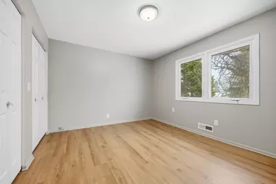 8524 Washburn Avenue S, Bloomington, MN 55431 - Photo 22