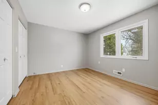 8524 Washburn Ave S, Bloomington, MN 55431 - Photo 22