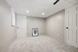 8524 Washburn Ave S, Bloomington, MN 55431 - Photo 32