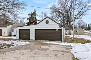 855 9th Ave, Granite Falls, MN 56241 - Photo 10