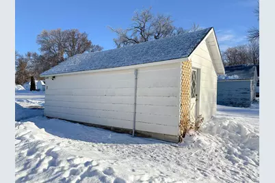 203 Center Street S, Rothsay, MN 56579 - Photo 32