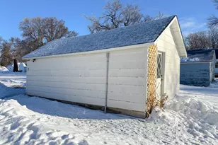 203 Center St S, Rothsay, MN 56579 - Photo 32