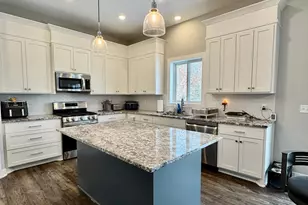 12715 Edison St NE, Blaine, MN 55449 - Photo 4