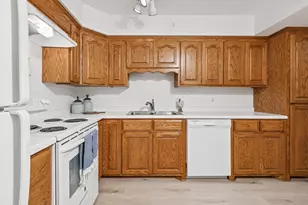 7200 York Ave S, Edina, MN 55435 - Photo 8