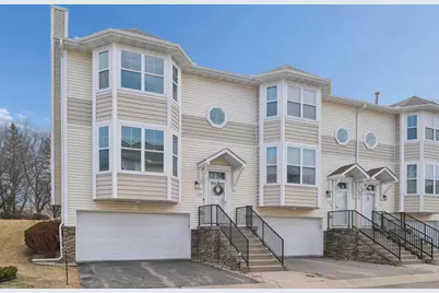 3166 Lexington Avenue N, Shoreview, MN 55126 - Photo 2