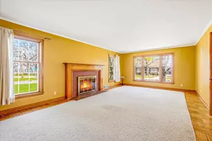 1027 Cedar Ave, Albert Lea, MN 56007 - Photo 4